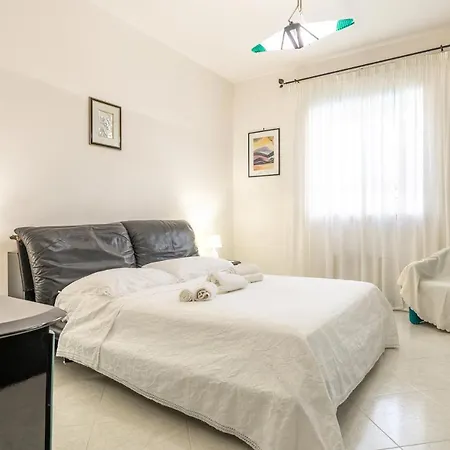 Altavilla With Pool 세글리에 메사피카